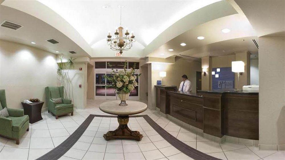 Holiday Inn Express Hotel & Suites Eagle Pass By Ihg Exteriör bild