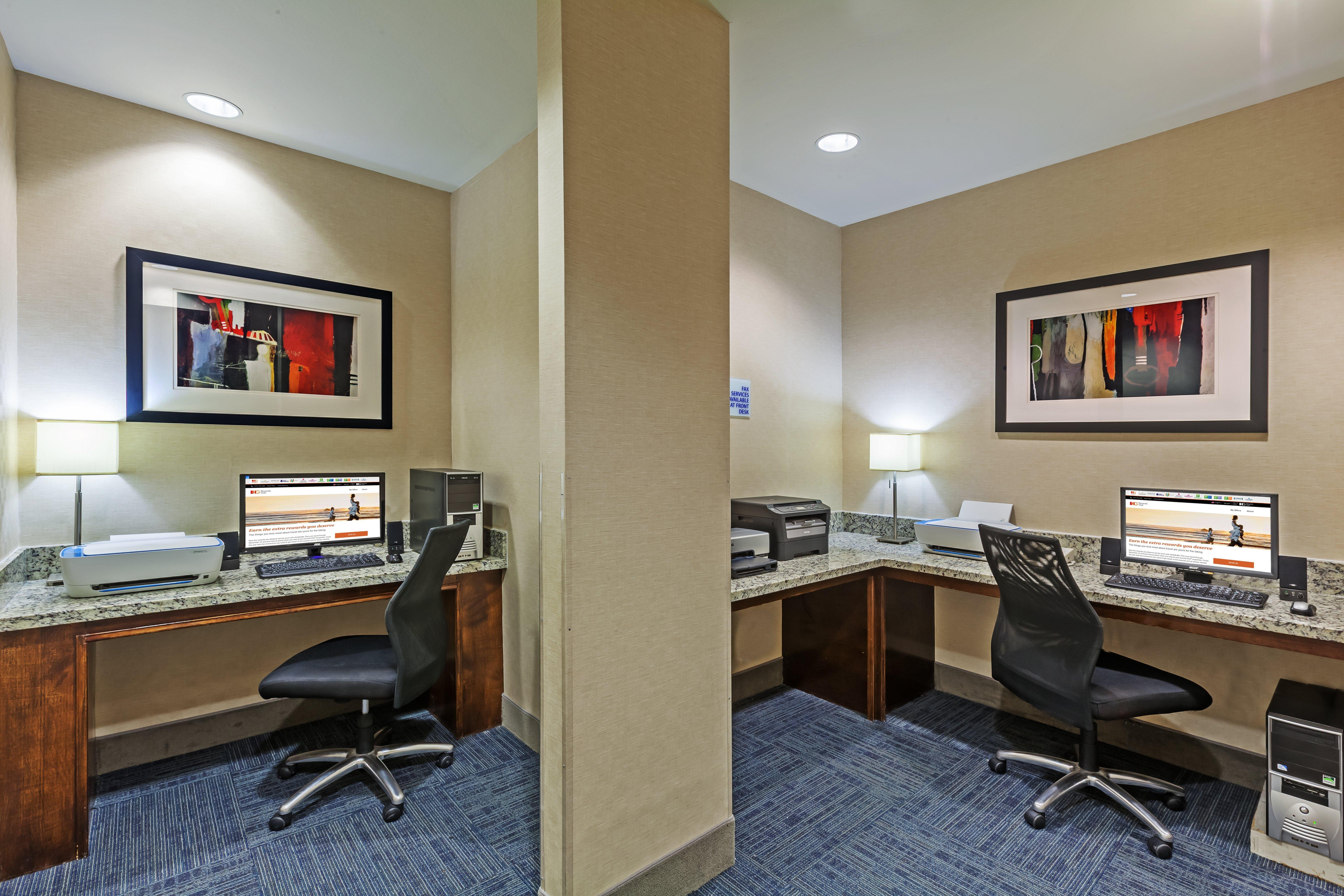 Holiday Inn Express Hotel & Suites Eagle Pass By Ihg Exteriör bild