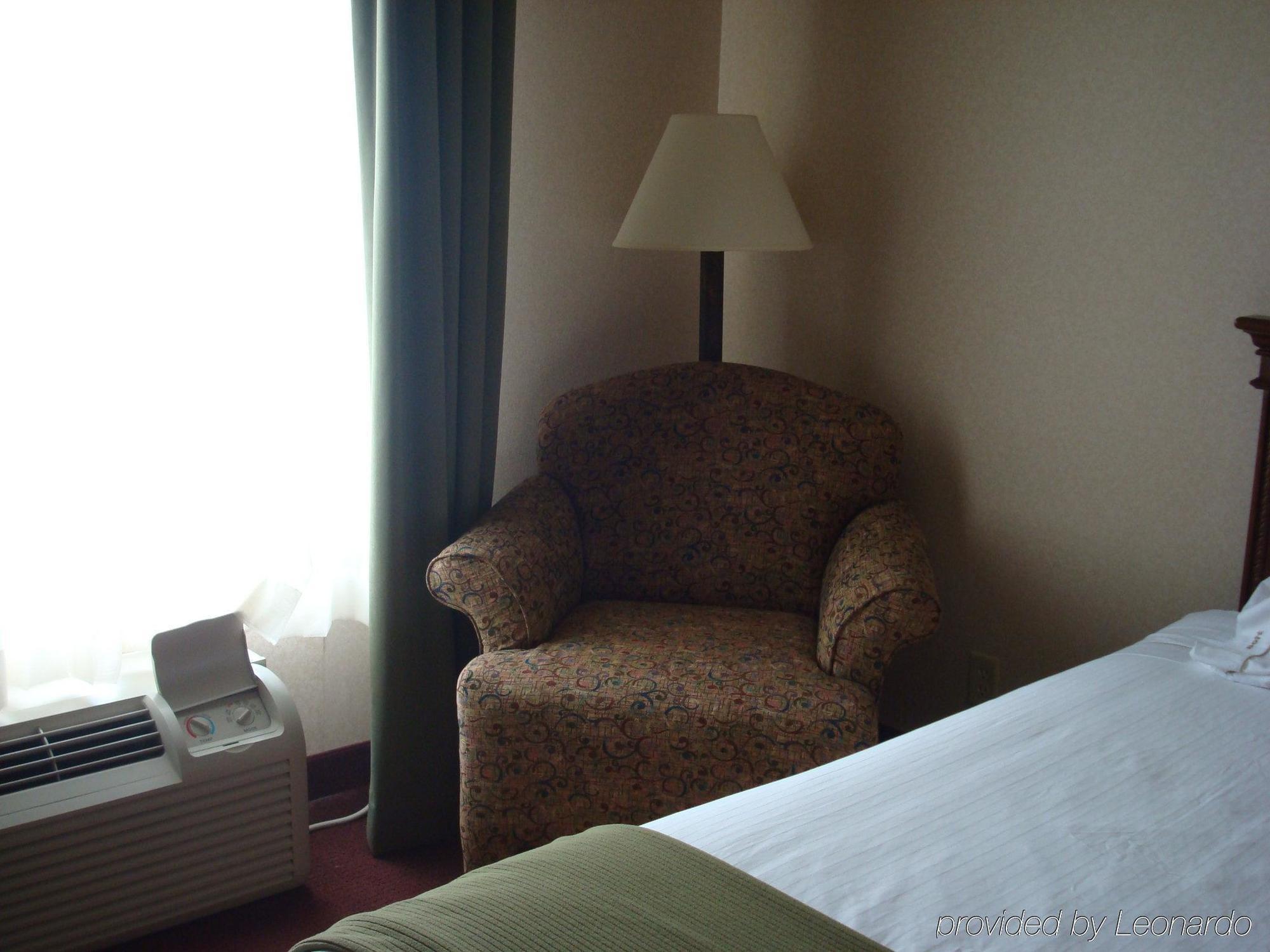 Holiday Inn Express Hotel & Suites Eagle Pass By Ihg Rum bild