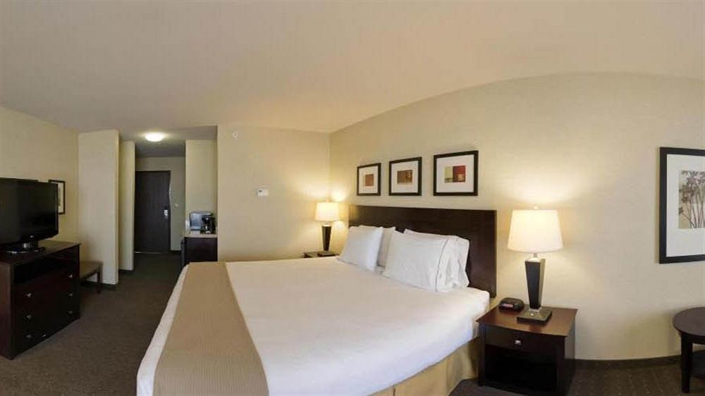 Holiday Inn Express Hotel & Suites Eagle Pass By Ihg Exteriör bild