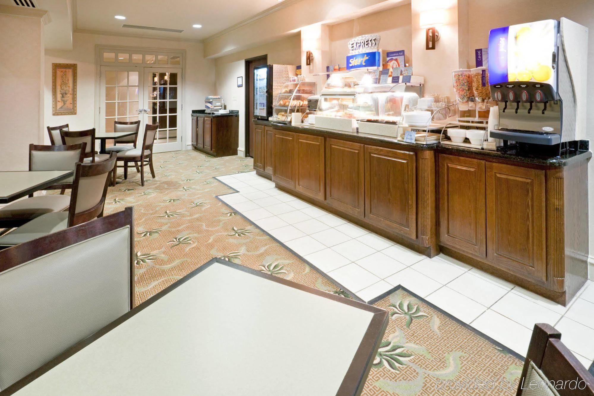 Holiday Inn Express Hotel & Suites Eagle Pass By Ihg Restaurang bild